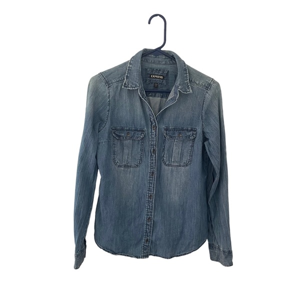 Express Women's Denim Chambray Button Up Shirt Size Small - Picture 1 of 8